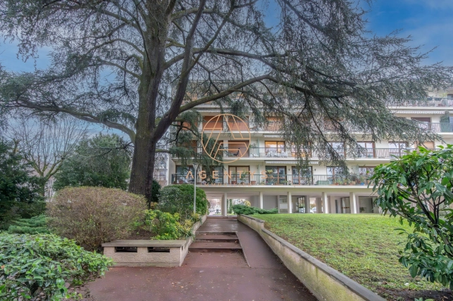 Appartement à vendre 5 pièces de 118,67 m² à Fontenay-sous-Bois