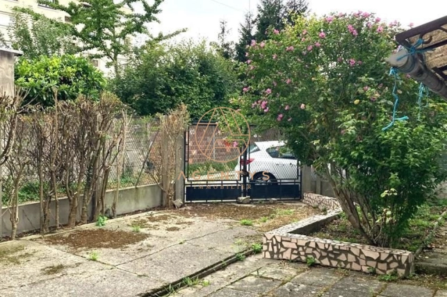 Maison à vendre 6 pièces de 121 m²
