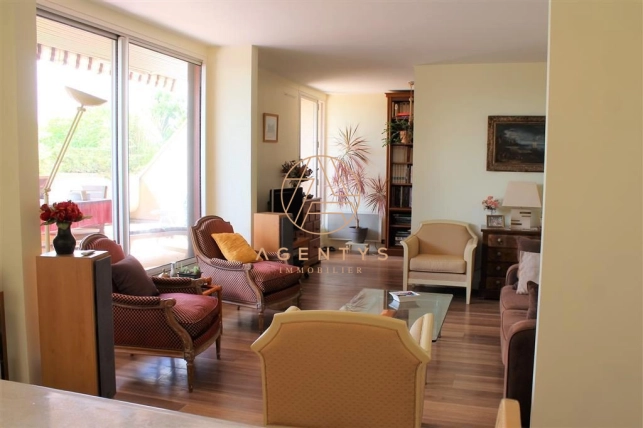 Appartement à vendre 6 pièces de 114 m²