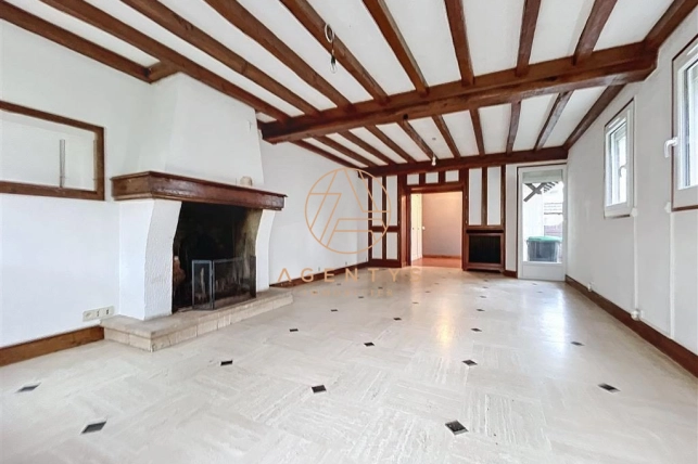 Maison à vendre 5 pièces de 111 m² à Saint-Maur-des-Fossés
