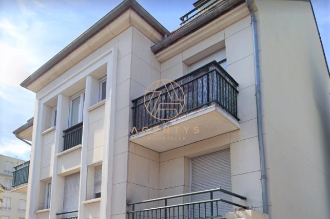 Appartement à louer 2 pièces de 40 m² à Saint-Maur-des-Fossés