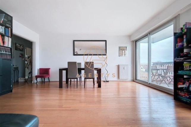 Appartement vendu 4 pièces de 83 m² à Saint-Maur-des-Fossés