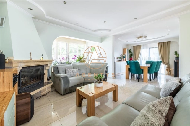 Maison à vendre 7 pièces de 0 m²
