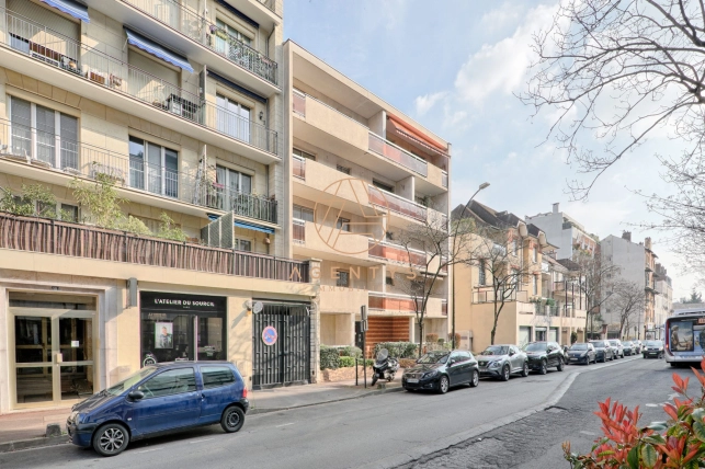 Appartement à vendre 4 pièces de 84,19 m² à Saint-Maur-des-Fossés
