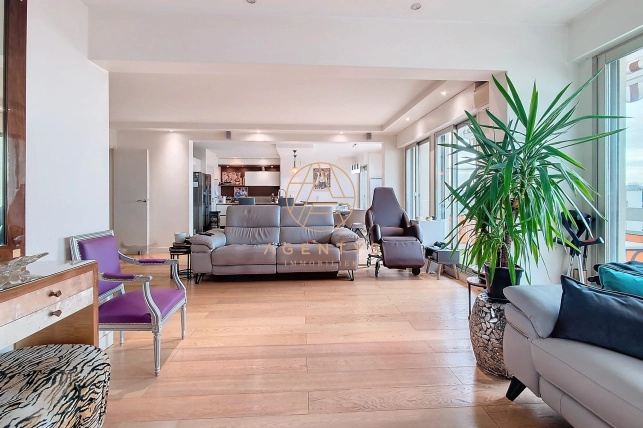 Appartement à vendre 5 pièces de 117 m² à Saint-Maur-des-Fossés