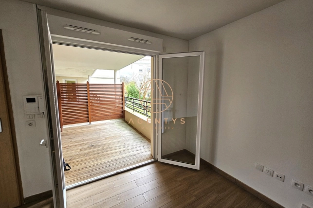 Appartement à vendre 2 pièces de 51 m² à Le Plessis-Trévise