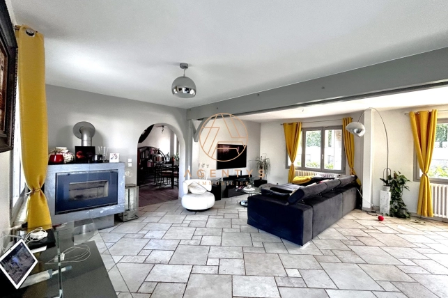 Maison à vendre 6 pièces de 176 m² à Champigny-sur-Marne