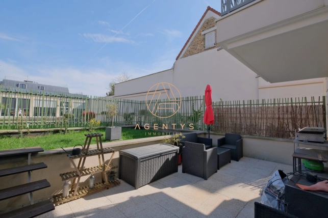 Appartement à louer 2 pièces de 42,7 m² à Saint-Maur-des-Fossés
