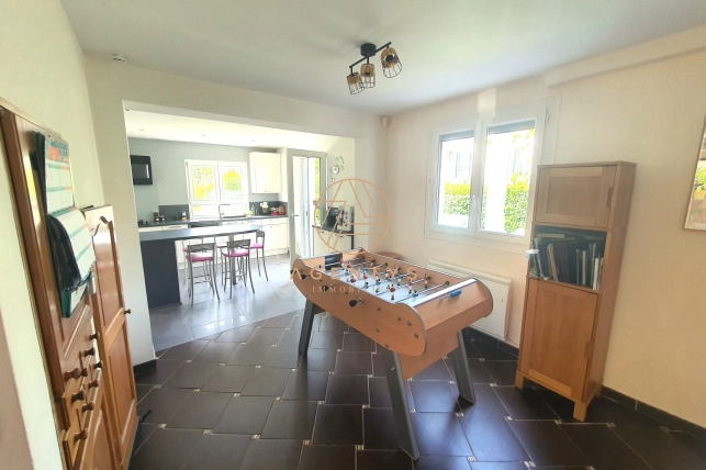 Maison à vendre 8 pièces de 178 m² à Champigny-sur-Marne