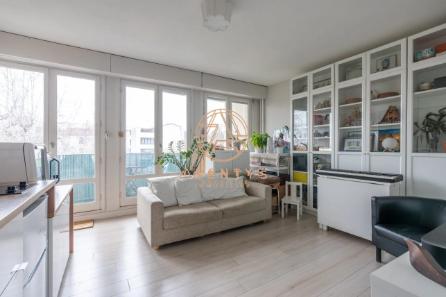 Appartement à vendre 2 pièces de 29,06 m² à Nogent-sur-Marne