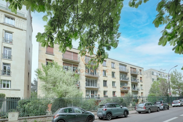 Appartement à vendre 5 pièces de 122 m² à Vincennes