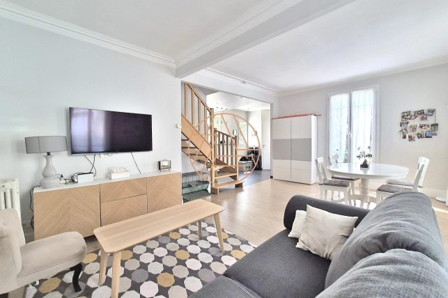 Maison à vendre 5 pièces de 110 m² à Saint-Maur-des-Fossés