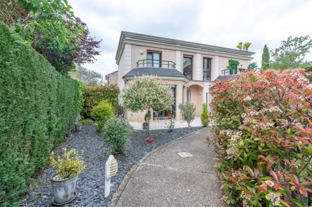 Maison à vendre 3 pièces de 72 m² à Le Perreux-sur-Marne