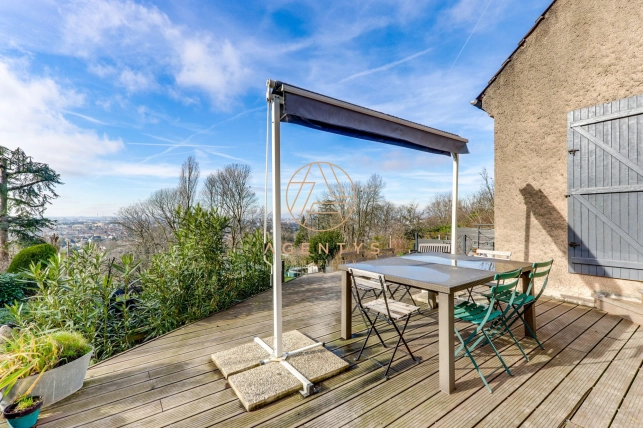 Maison à vendre 8 pièces de 180 m² à Chennevières-sur-Marne