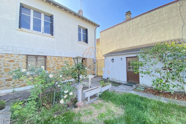 Maison à vendre 4 pièces de 100 m² à Chennevières-sur-Marne