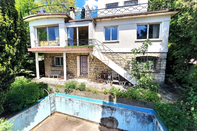 Maison à vendre 6 pièces de 118,9 m² à Champigny-sur-Marne