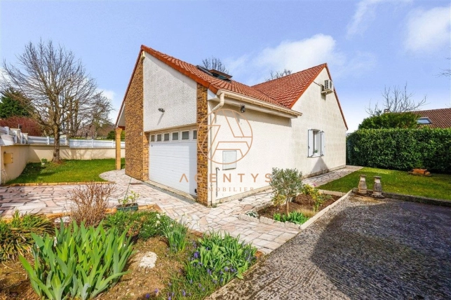 Maison à vendre 8 pièces de 175 m² à Le Plessis-Trévise