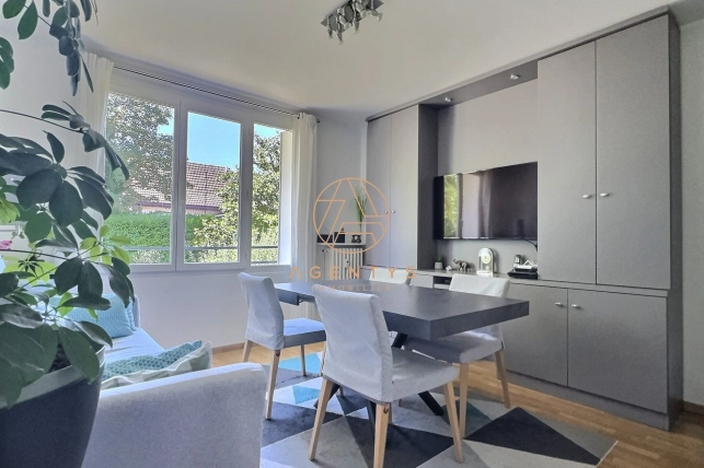 Appartement à vendre 2 pièces de 43 m² à Saint-Maur-des-Fossés