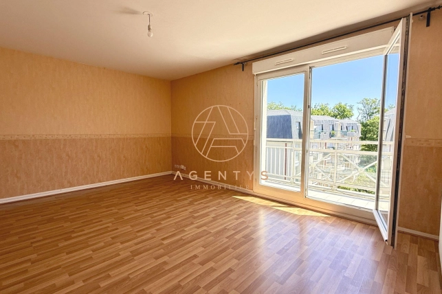 Appartement à vendre 2 pièces de 51 m² à Le Plessis-Trévise