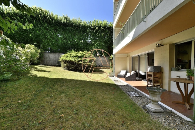 Appartement à vendre 6 pièces de 123 m² à Saint-Maur-des-Fossés