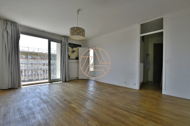 Appartement à vendre 1 pièces de 31 m² à Saint-Maur-des-Fossés