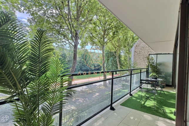 Appartement à vendre 3 pièces de 89,51 m² à Saint-Maur-des-Fossés