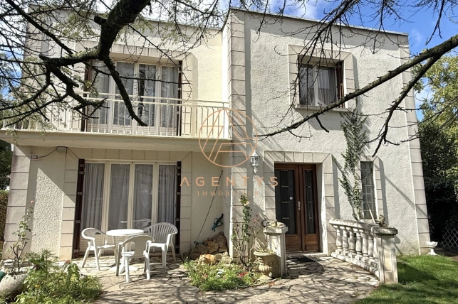Maison à vendre 6 pièces de 172 m² à Le Plessis-Trévise