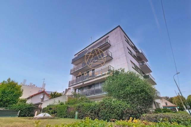 Appartement à vendre 1 pièces de 28,51 m² à Saint-Maur-des-Fossés