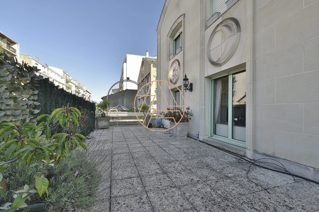 Appartement à vendre 3 pièces de 86 m² à Saint-Maur-des-Fossés