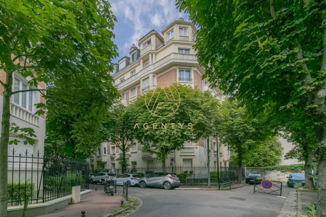 Appartement à vendre 3 pièces de 53,75 m² à Saint-Maur-des-Fossés