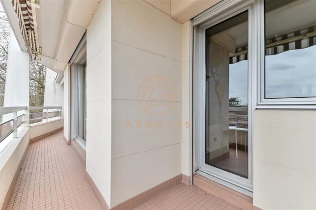 Appartement à vendre 4 pièces de 93 m² à Nogent-sur-Marne