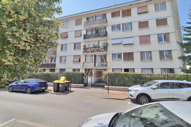 Appartement à vendre 3 pièces de 60 m² à Saint-Maur-des-Fossés