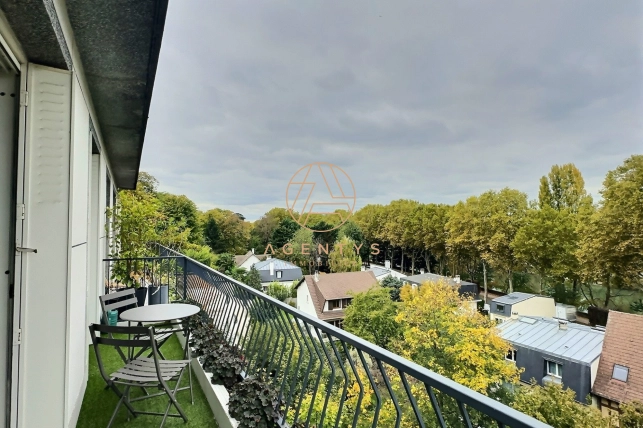 Appartement à vendre 3 pièces de 53,38 m² à Saint-Maur-des-Fossés