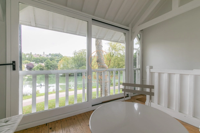 Maison à vendre 6 pièces de 141,88 m² à Saint-Maur-des-Fossés