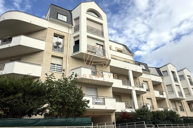 Appartement à vendre 1 pièces de 28,45 m² à Le Plessis-Trévise