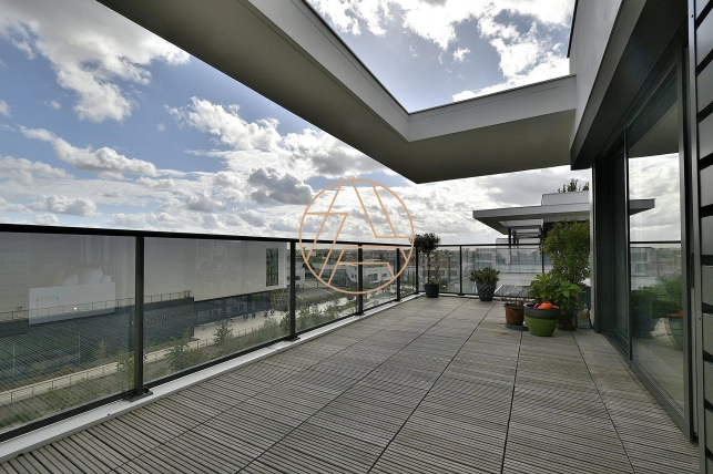 Appartement à vendre 5 pièces de 134 m² à Saint-Maur-des-Fossés