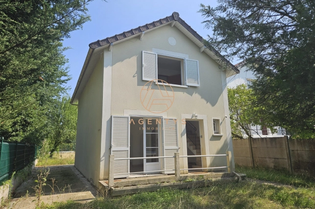 Maison à vendre 4 pièces de 78 m² à Le Plessis-Trévise