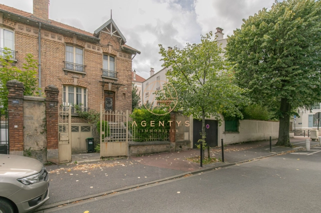 Maison à vendre 5 pièces de 80 m² à Saint-Maur-des-Fossés