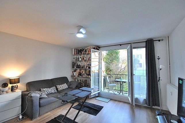 Appartement à vendre 1 pièces de 31 m² à Saint-Maur-des-Fossés