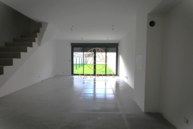Maison à vendre 6 pièces de 114 m² à Champigny-sur-Marne