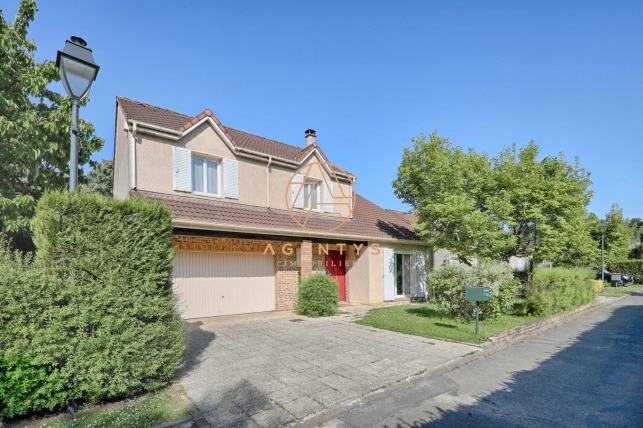 Maison à vendre 7 pièces de 144 m² à Le Plessis-Trévise