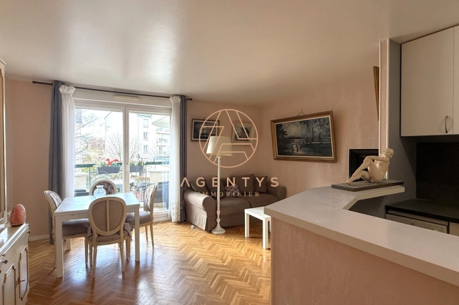 Appartement à vendre 2 pièces de 50,58 m² à Le Plessis-Trévise