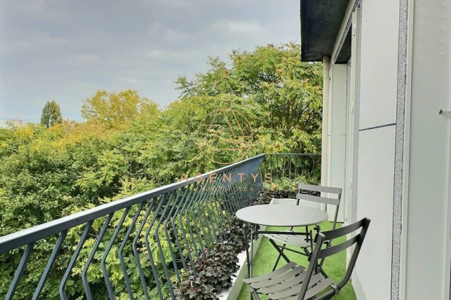 Appartement à vendre 3 pièces de 53,38 m² à Saint-Maur-des-Fossés