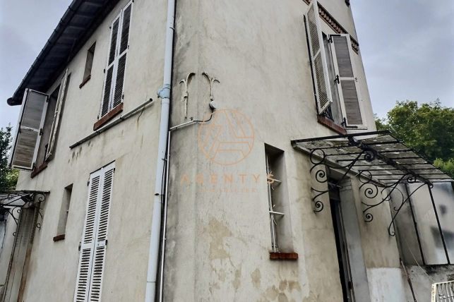 Maison à vendre 3 pièces de 66 m² à Saint-Maur-des-Fossés