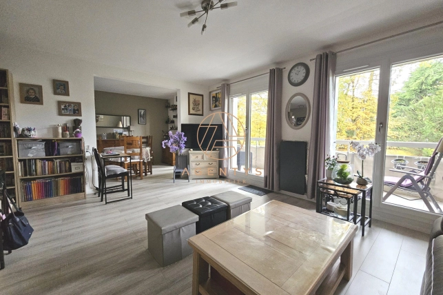 Appartement à vendre 4 pièces de 75,01 m² à Le Plessis-Trévise