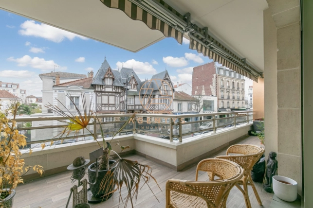 Appartement à vendre 2 pièces de 47,67 m² à Saint-Maur-des-Fossés