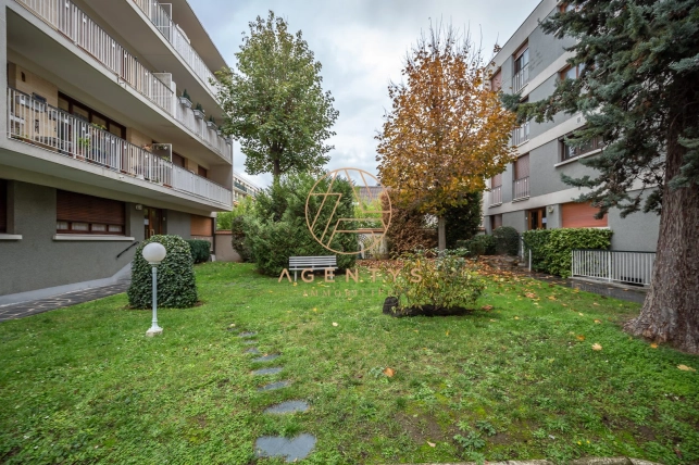 Appartement à vendre 2 pièces de 48,92 m² à Le Perreux-sur-Marne