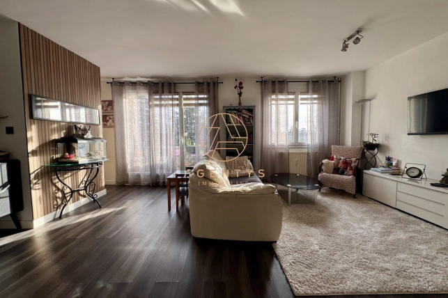 Appartement à vendre 3 pièces de 63 m² à Saint-Maur-des-Fossés