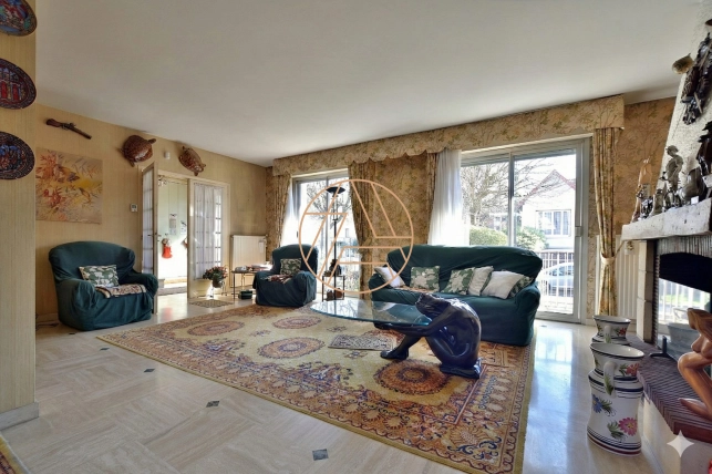 Maison à vendre 7 pièces de 160 m² à Saint-Maur-des-Fossés