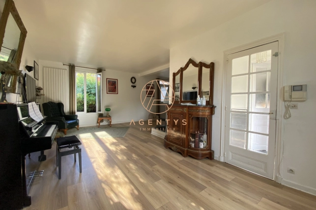 Maison à vendre 6 pièces de 170 m² à Champigny-sur-Marne